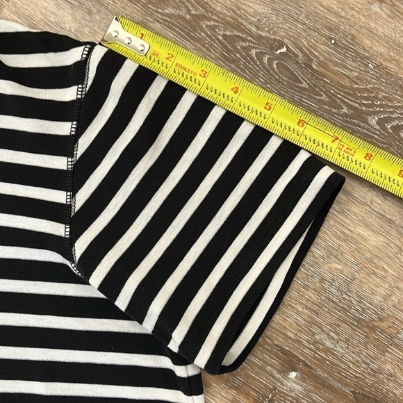 Chaus Sport Womens Small Striped Tee Shirt Boxy Oversized Black and White Office - Picture 7 of 9